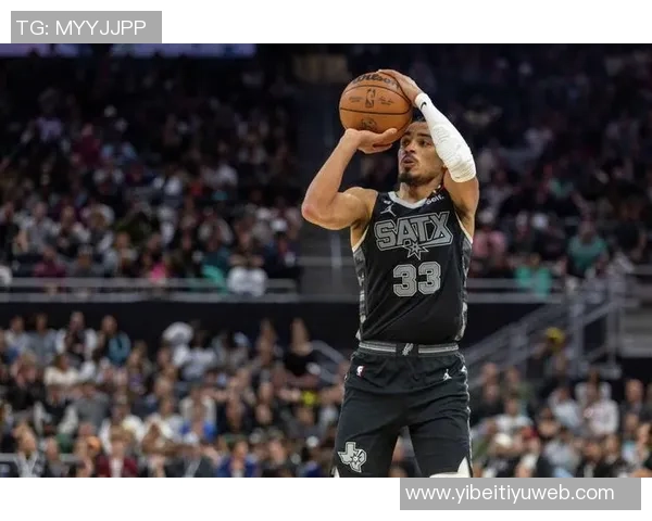 特雷琼斯全场无失误创队史新纪录助攻与得分双双突破20大关