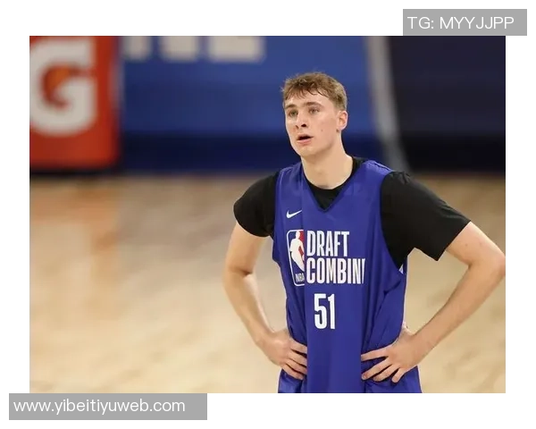 弗拉格称赞浓眉对球队的重要性享受与他无球配合的乐趣