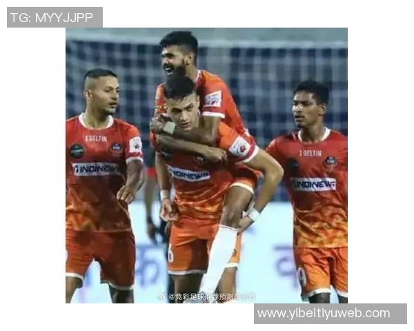 杜尚别独立球员门前制造威胁胜利球员极限倒勾解围展现精彩防守