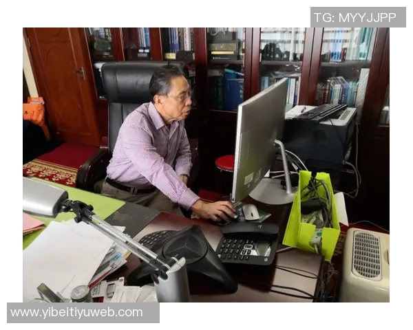 媒体人分析小杨现状：频繁奔波成常态新秀表现无特别之处